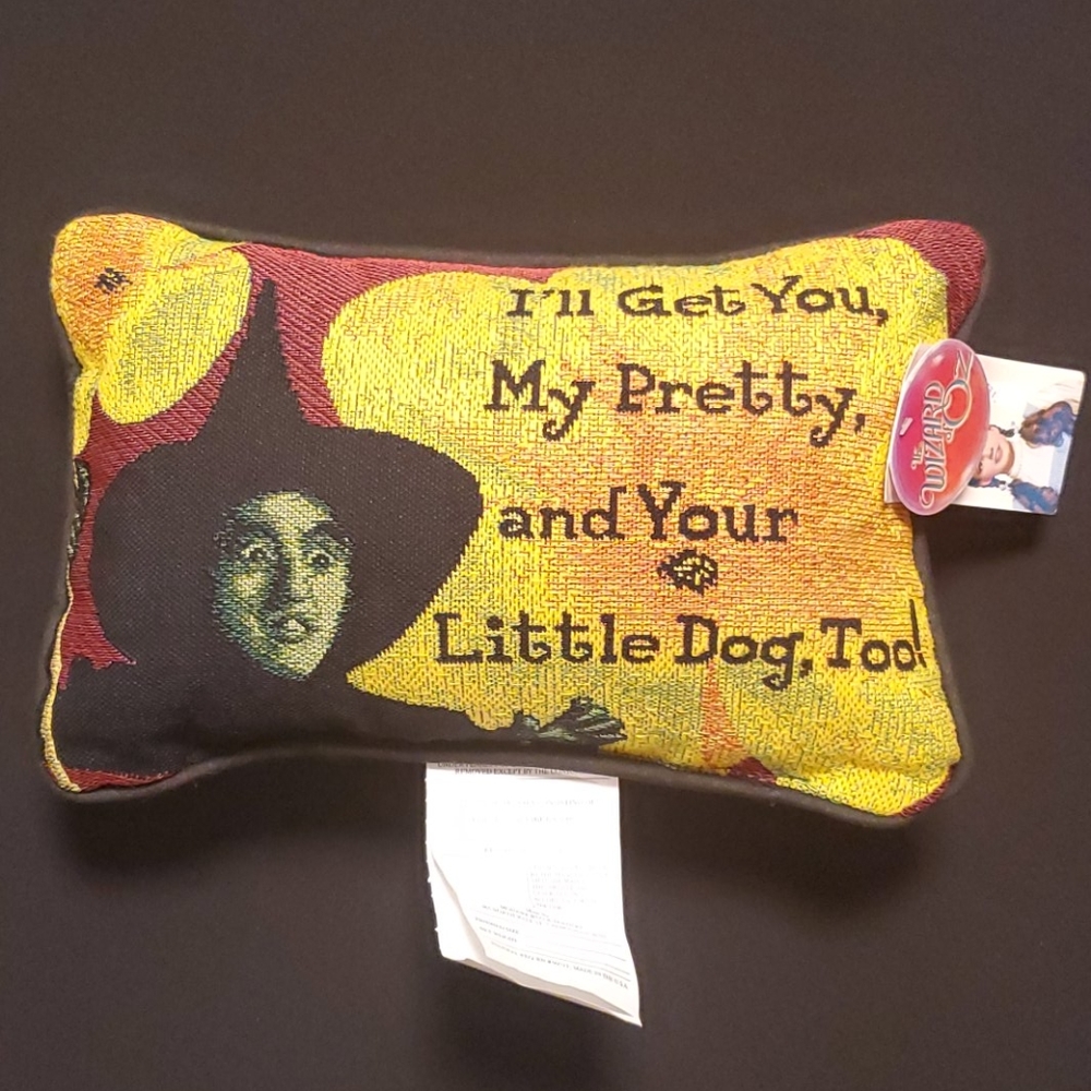 WIZARD OF OZ PILLOW - I'LL GET YOU MY PRETTY